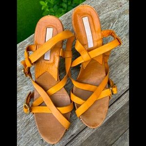 Michael Kors nude, strappy heels w/great metal heel!! Vintage 💯 Gently used.
